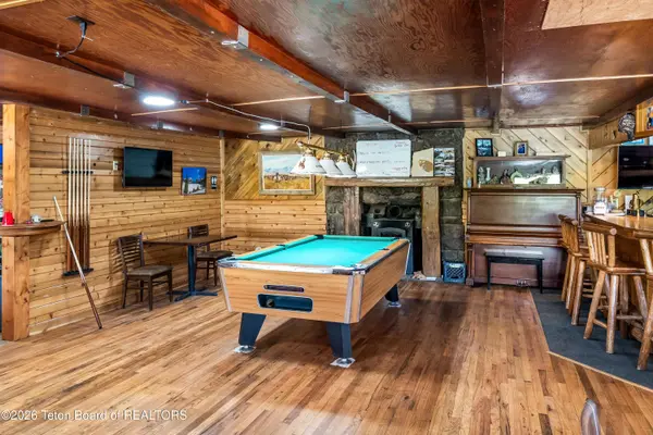2000 WY-352, Cora, WY 82925
