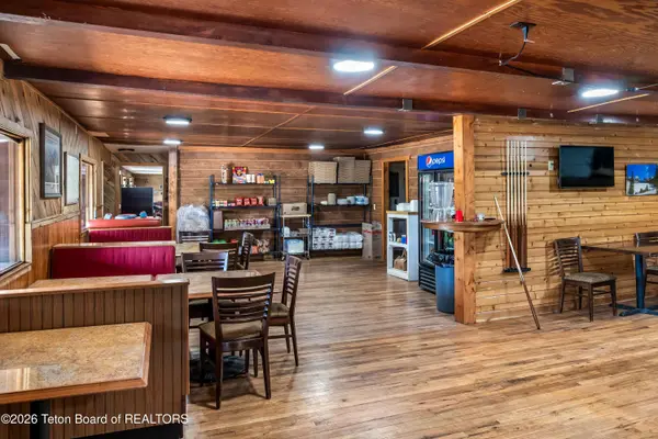 2000 WY-352, Cora, WY 82925