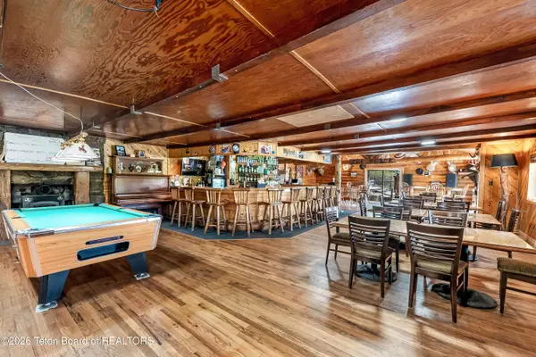 2000 WY-352, Cora, WY 82925