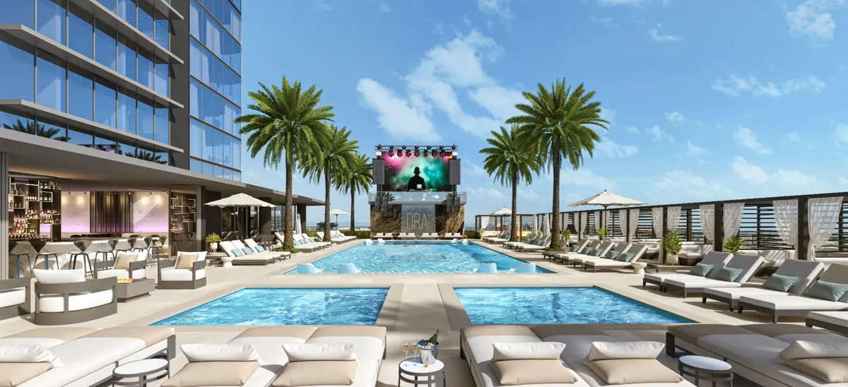 Day View Pool Amenity Deck