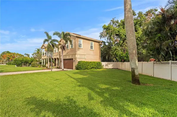 131 MIRAMAR BLVD NE, St Petersburg, FL 33704