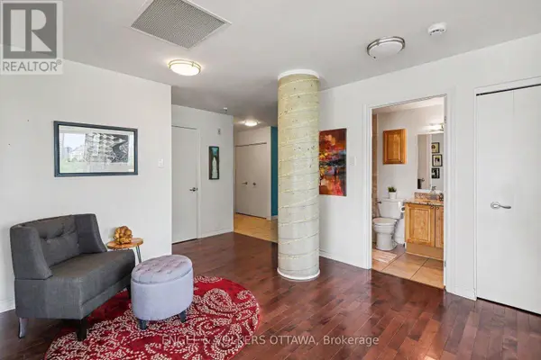 200 Lett ST #805, Ottawa, ON K1R0A7