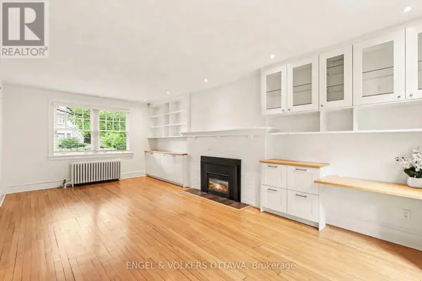 154 ACACIA AVENUE, Ottawa, ON K1M0R3