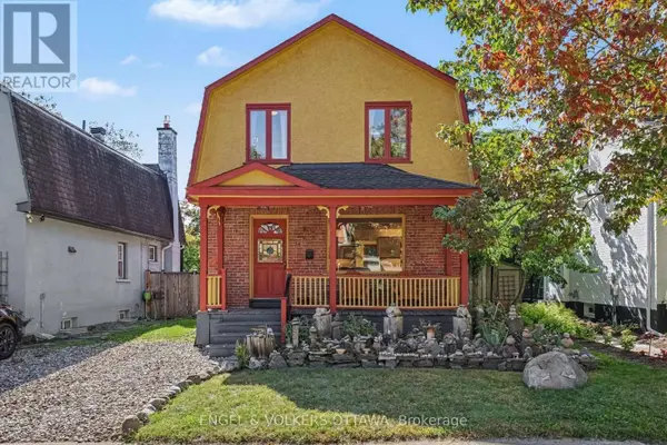 38 ROCKCLIFFE WAY, Ottawa, ON K1M1B5