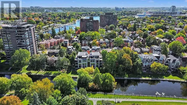 31 First AVE #104, Ottawa, ON K1S2G1