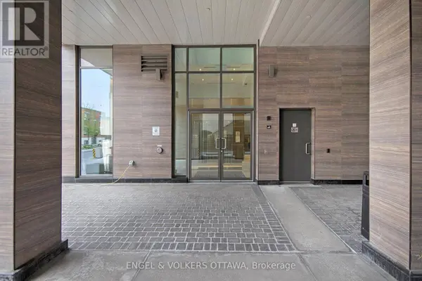 411 Mackay ST #516, Ottawa, ON K1M2C5