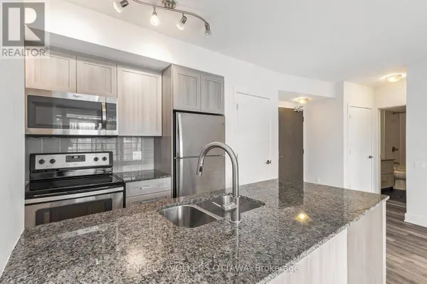 411 Mackay ST #516, Ottawa, ON K1M2C5