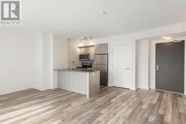 411 Mackay ST #516, Ottawa, ON K1M2C5