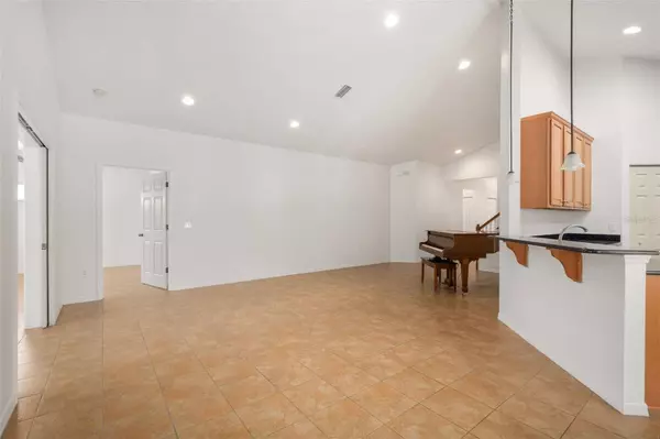 9984 NW 18TH RD, Gainesville, FL 32606