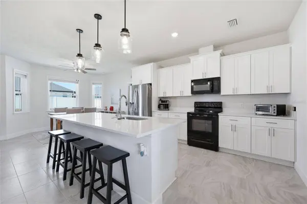 2168 SW 245TH DR, Newberry, FL 32669