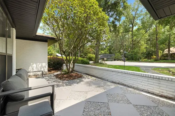 2322 NW 14TH PL, Gainesville, FL 32605