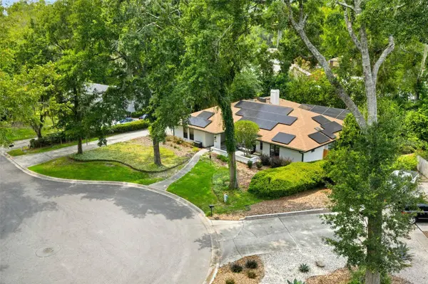 2322 NW 14TH PL, Gainesville, FL 32605