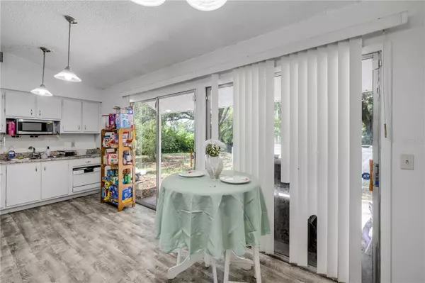 5325 BROKEN PINE CIR, Orlando, FL 32818