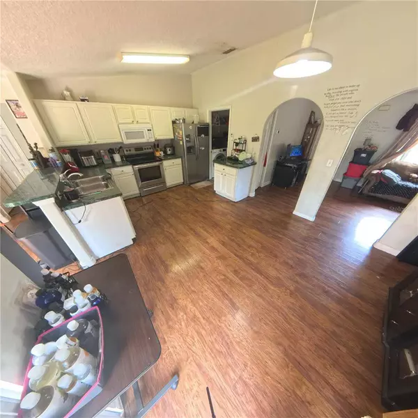 706 N RENNES CT, Kissimmee, FL 34759