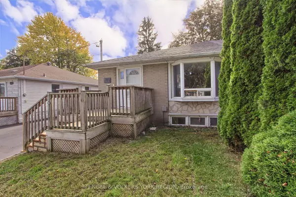 Newmarket, ON L3Y 2V7,106 Sheldon Avenue