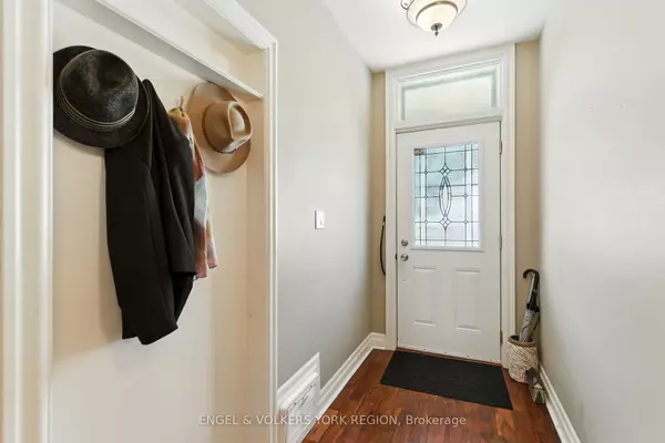 Hamilton, ON L8L 4R5,484 John Street North