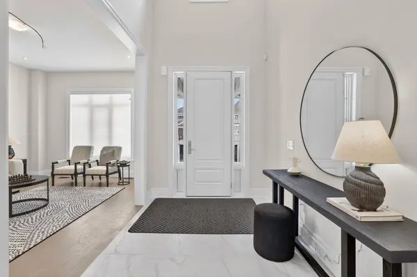 52 Bud Wilmot WAY, King, ON L7B 1B4