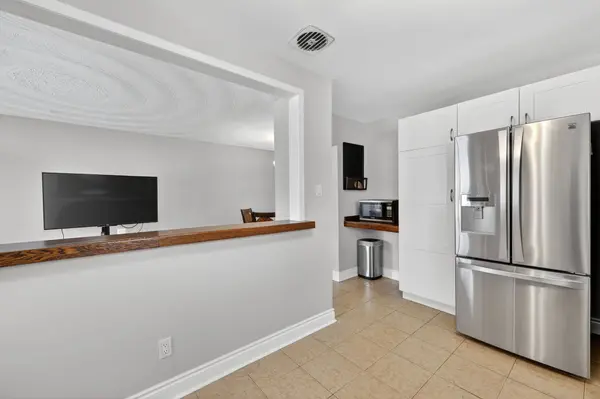 122 Septonne AVE, Newmarket, ON L3Y 2W3