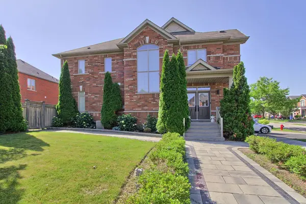 535 Foxcroft BLVD, Newmarket, ON L3X 3L6