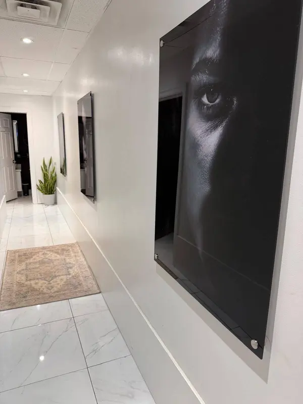 15187 Yonge ST, Aurora, ON L4G 1L8