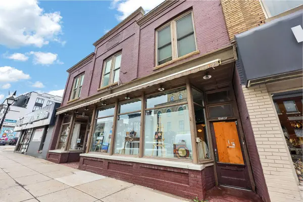 15210 Yonge ST, Aurora, ON L4G 1L9