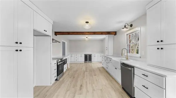 2302 Smokehouse PATH, Lawrenceville, GA 30044