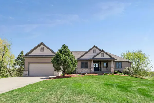 18745 Fontana ST, Wyoming, MN 55092