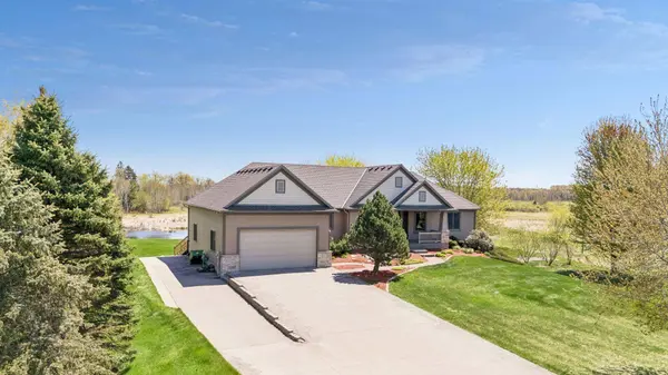 18745 Fontana ST, Wyoming, MN 55092