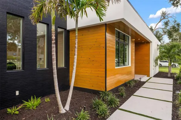 1873 ROSE ST, Sarasota, FL 34239