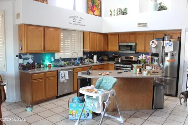 750 S Sierra Nevada Drive, Tucson, AZ 85748