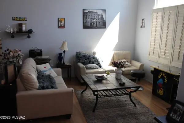 750 S Sierra Nevada Drive, Tucson, AZ 85748