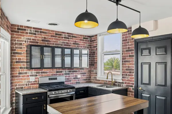 238 W 31ST ST #4W, Chicago, IL 60616