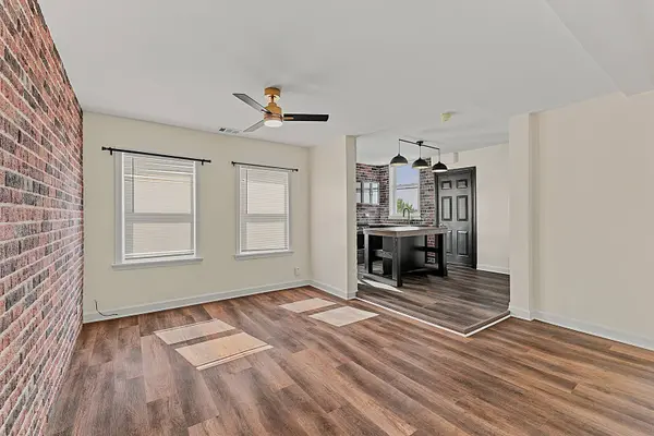238 W 31ST ST #4W, Chicago, IL 60616