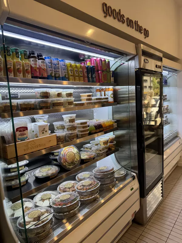 feature image of Healthy Eats in Park City: The Best Spots for Nutritious Bites and Sips