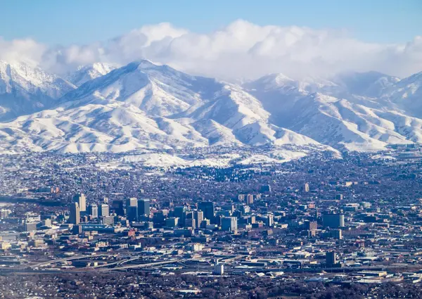 feature image of Wasatch Front Migration Trends: Who’s Moving to Utah and Why It Matters for Real Estate