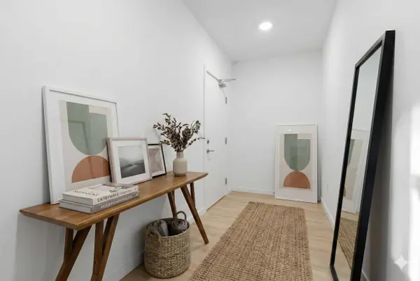 725 Marine DR #414, North Vancouver, BC V7M 0G2
