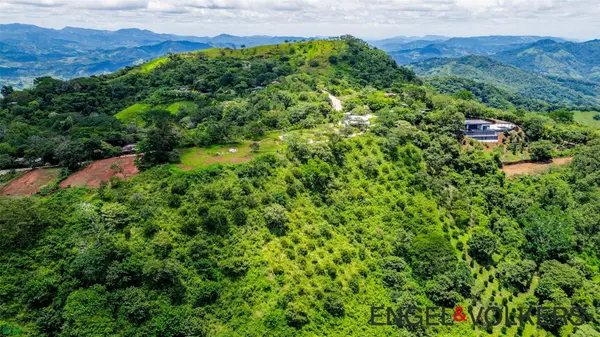 Terreno Tosh, Belen De Nosarita, Guanacaste 50207