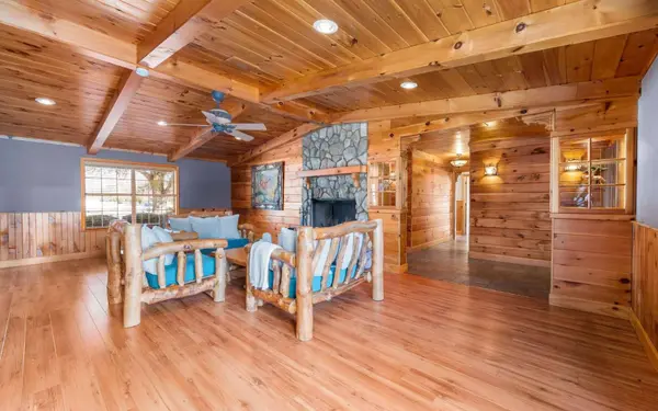 137 SW MEADOW TERRACE, Lake City, FL 32024