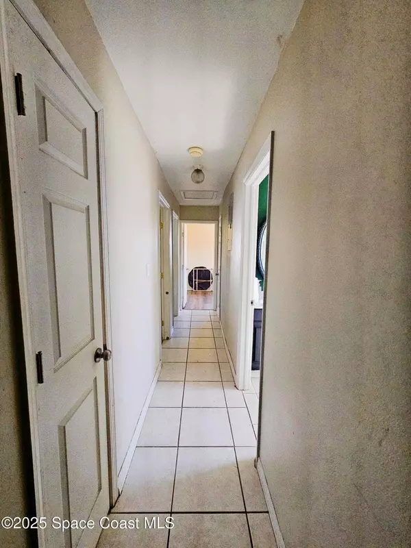 5120 Martin LN, Melbourne, FL 32904