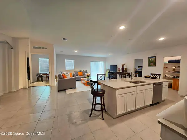 8445 101st CT, Vero Beach, FL 32967