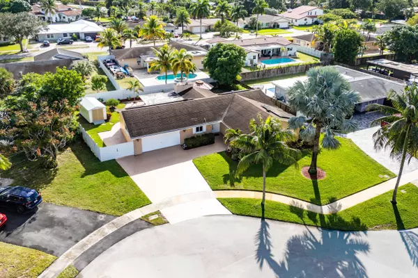 1540 SW 56th AVE, Plantation, FL 33317