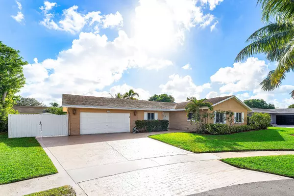 1540 SW 56th AVE, Plantation, FL 33317