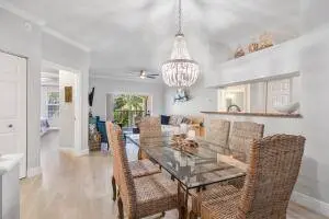 2408 E Tuscany WAY #2408, Boynton Beach, FL 33435