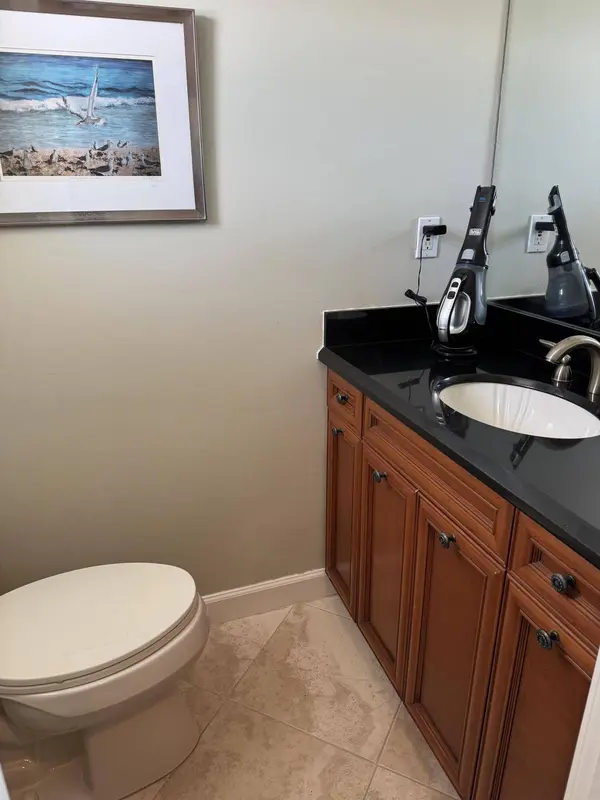 333 NE 21st AVE #314, Deerfield Beach, FL 33441