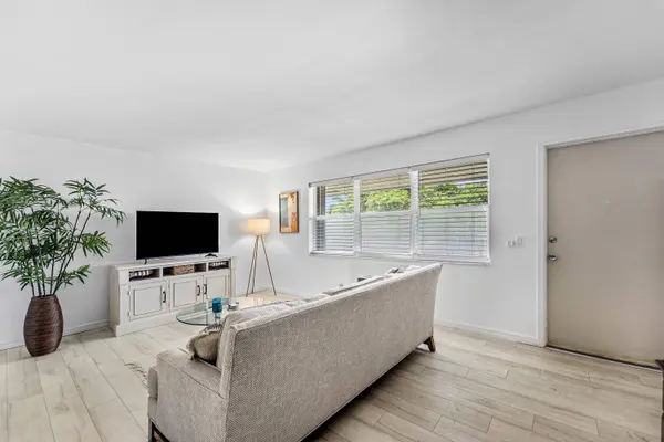 150 Horizon ST E, Boynton Beach, FL 33435