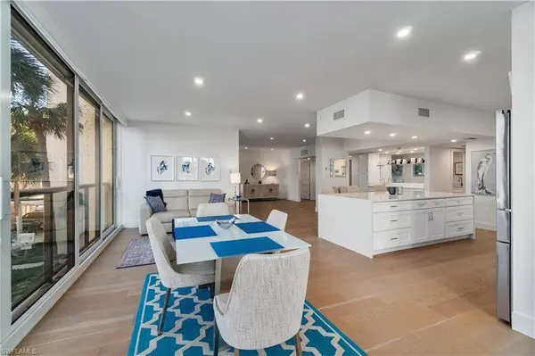 4031 Gulf Shore BLVD N #22, Naples, FL 34103