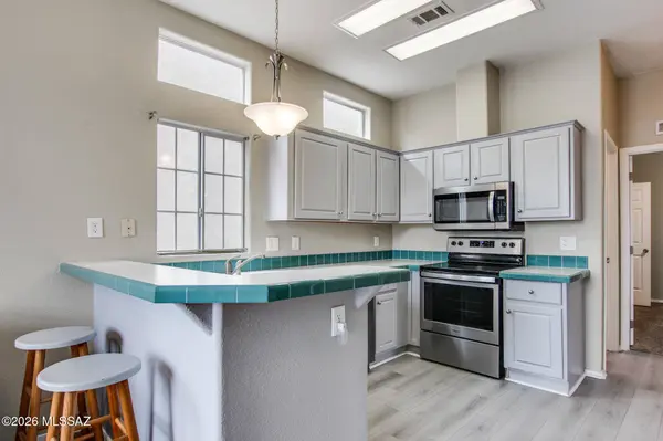 1126 W Caminito Mio, Sahuarita, AZ 85629