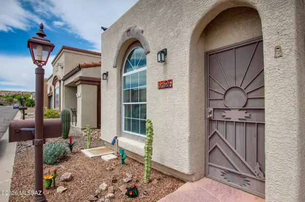 1126 W Caminito Mio, Sahuarita, AZ 85629