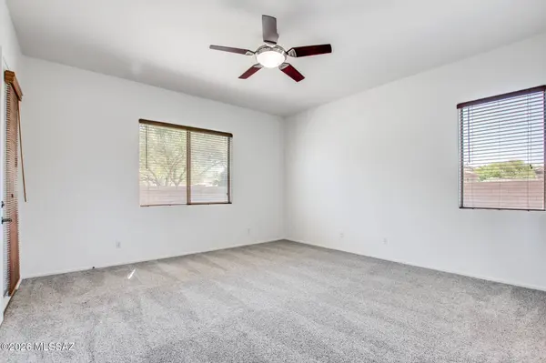 7405 S Silky Willow Dr, Tucson, AZ 85747