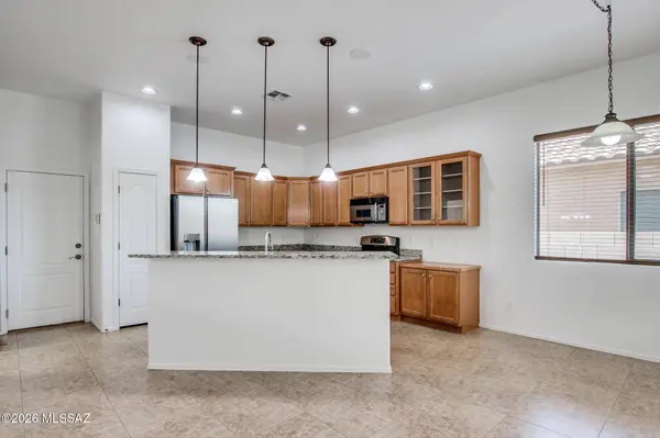 7405 S Silky Willow Dr, Tucson, AZ 85747